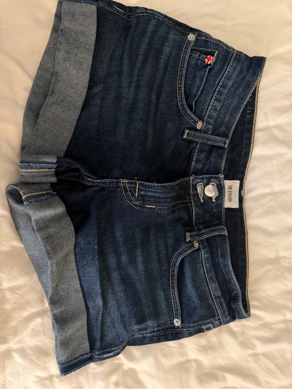 Hudson Jeans Dark Blue Denim Roll-Cuff Women’s Shorts